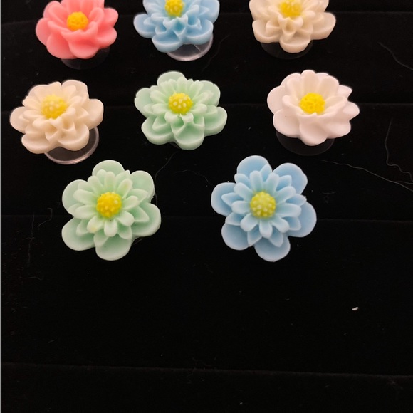 Flower power croc jibbitz shoe decor 8pack - Picture 2 of 3